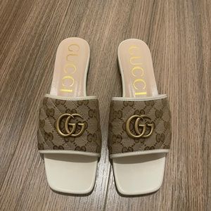 Women’s slide sandal with double GG